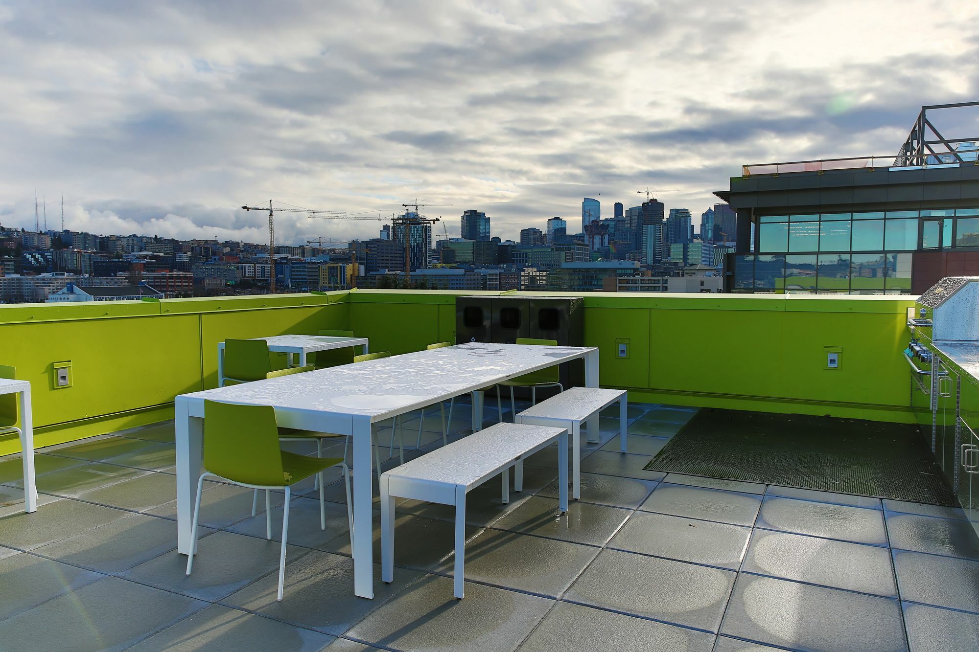 Domicile Suites At Marina Slu Seattle Exterior photo